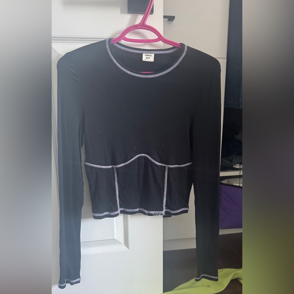 Aritzia Long sleeve